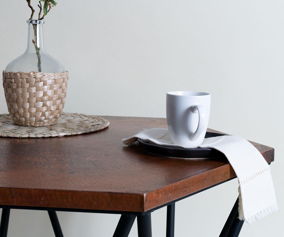 Mesa de Centro Hexagonal en Cobre