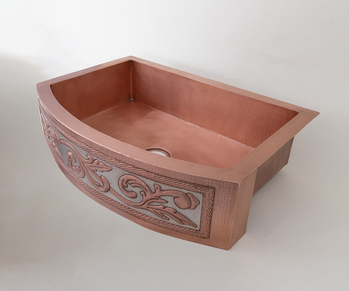 Premium Tarja de Cocina Farmhouse con Faldón Redondo en Cobre y Diseño en Plata